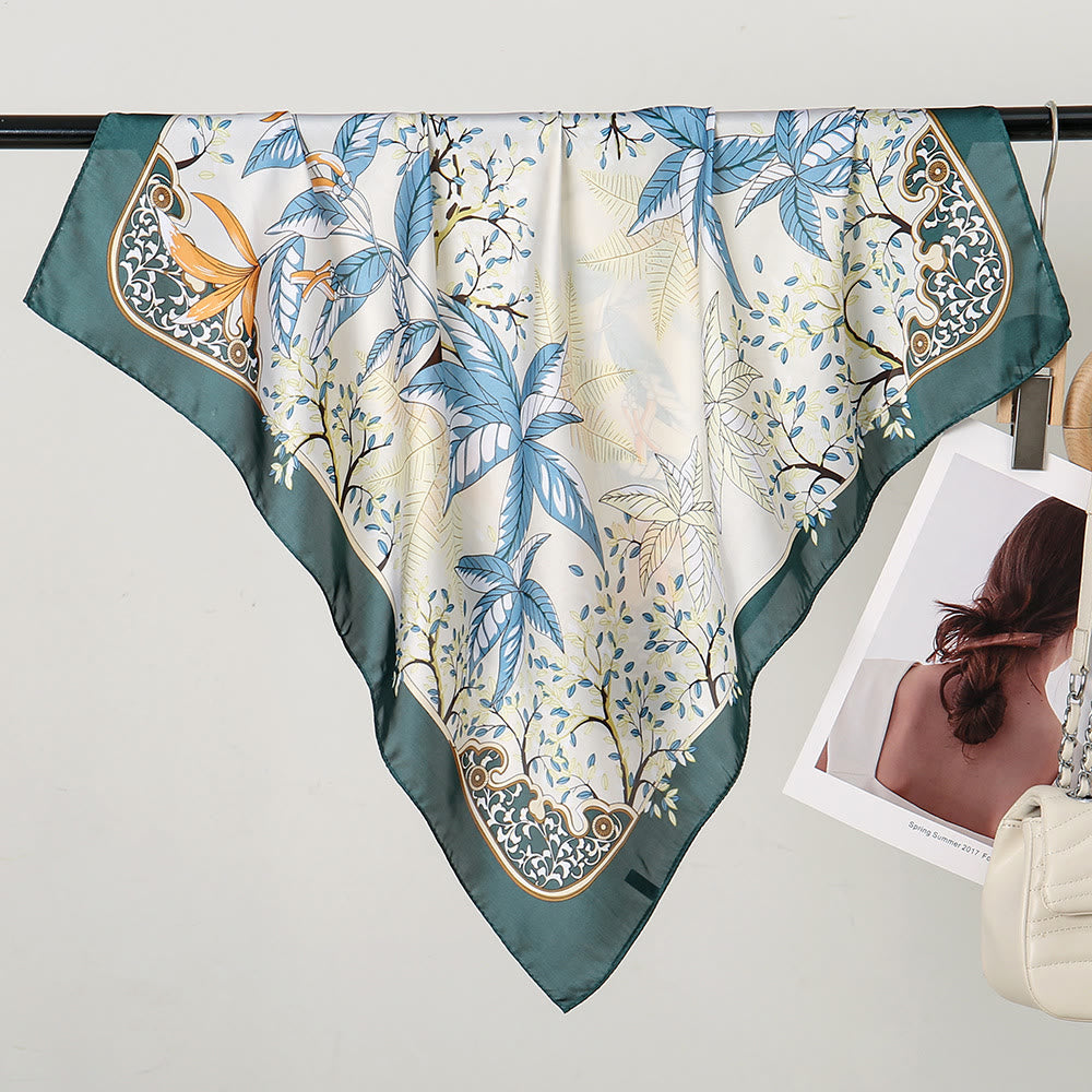 Elegantes quadratisches Halstuch mit botanischem Muster für Damen - image 2
