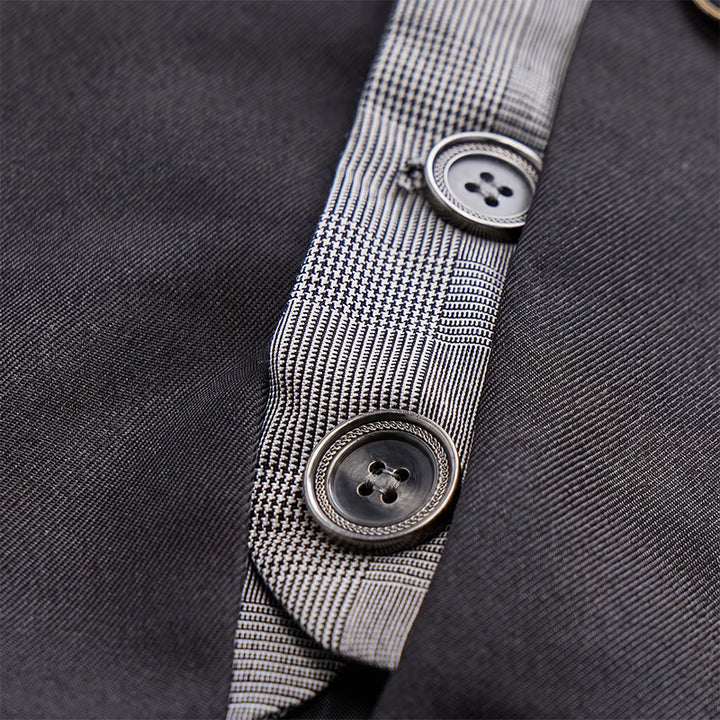 Herren-Anzugweste im urbanen, zweifarbigen Lagenlook mit angedeutetem Lagenmuster - image 7