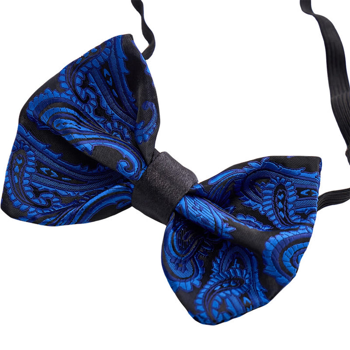 Herren-Anzugweste mit Paisley-Blumenmuster und Fliege - image 15