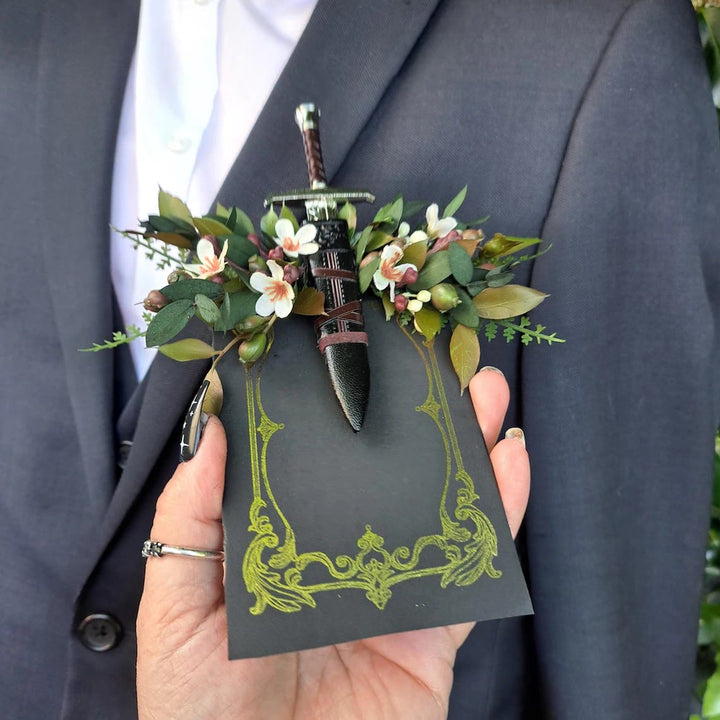 Mittelalterliche Fantasy-Schwert-Boutonnière-Anzugtaschenbrosche - image 2