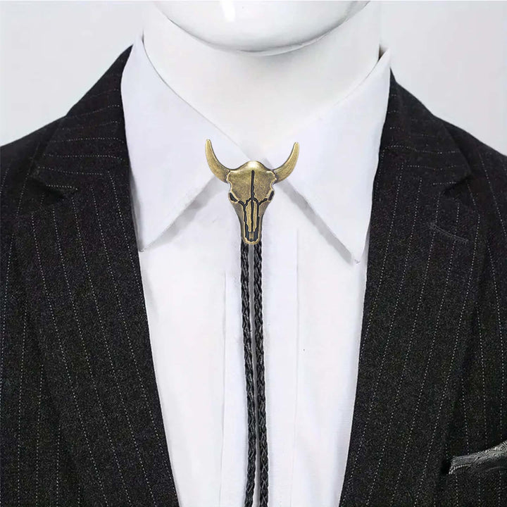 Vintage Cowboy Bolo Krawatte mit bronzenem Stierschädel - image 0