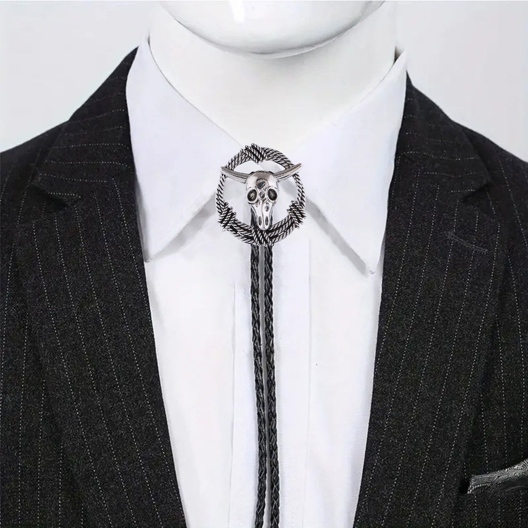 Bolo-Krawatte mit Stierschädel-Motiv - image 1