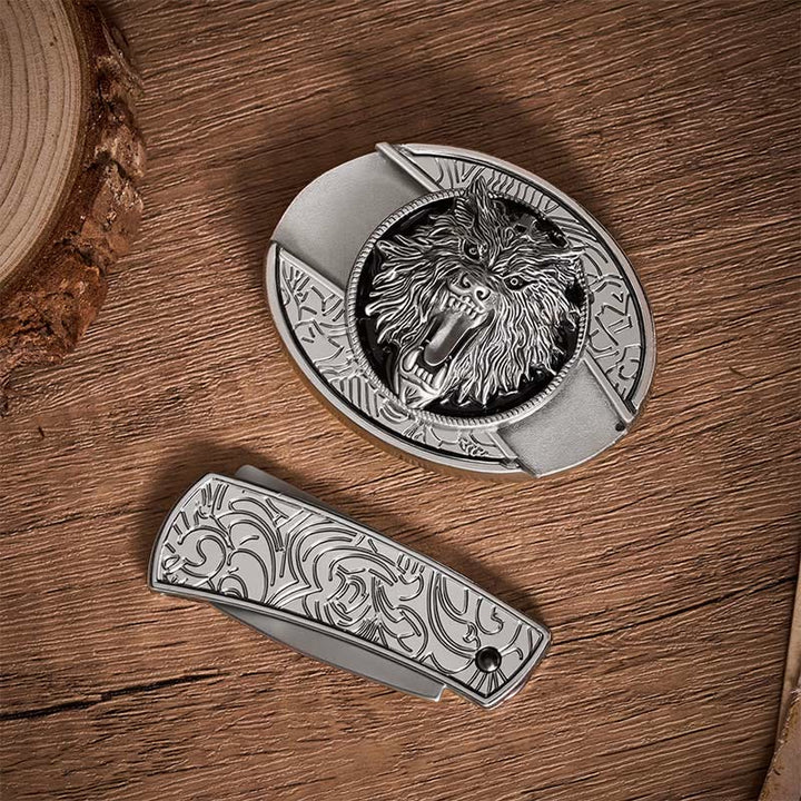 DIY-Gürtel mit versteckter Klappmesserschnalle aus Leder, verziert mit einem knurrenden Wolfskopf - image 10