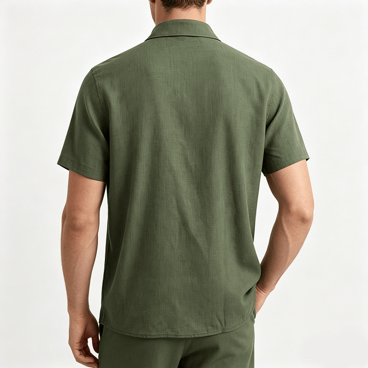 Herren-Leinenhemd mit kurzen Ärmeln und Knopfleiste - image 3