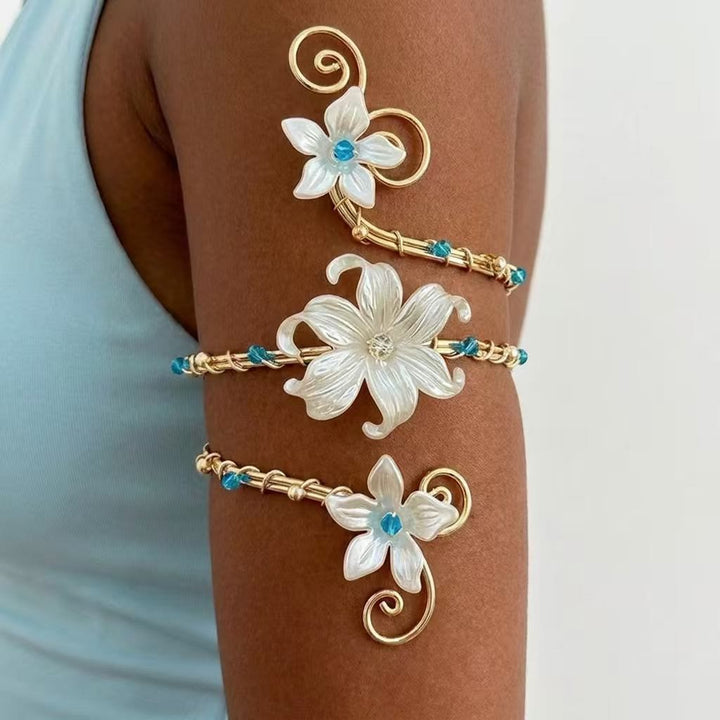 Ätherisches Armband mit Perlenknospen und kunstvollen Wirbeln - Stil Nr. 8 - image 17