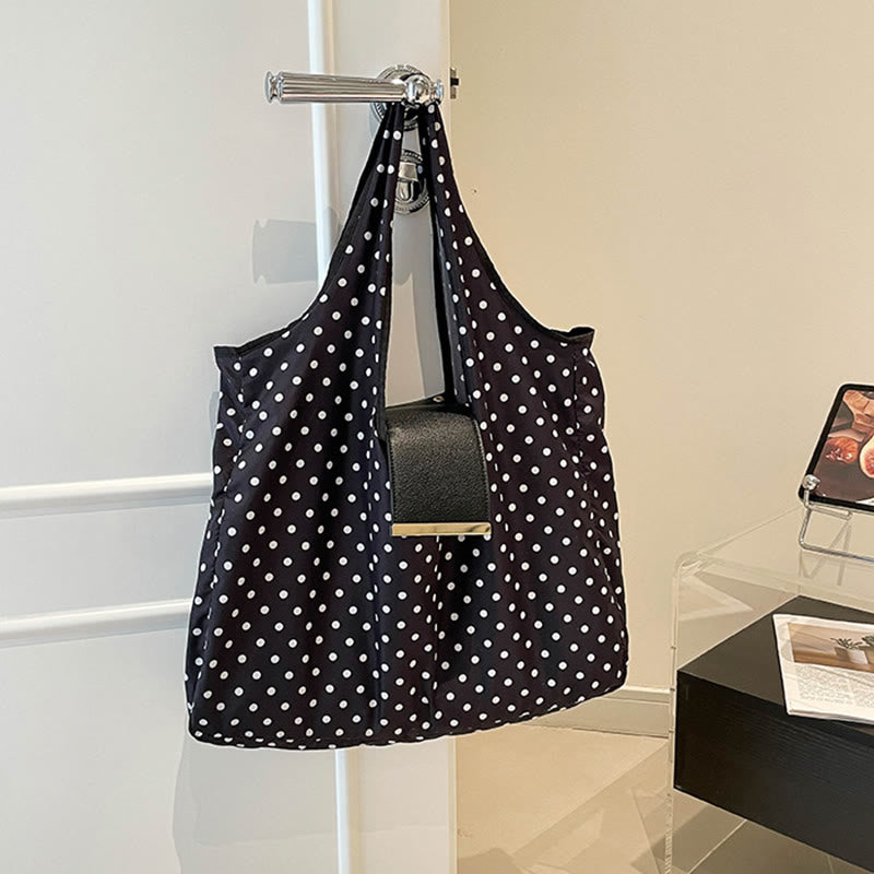 Faltbare Nylon-Schultertasche mit Schlüsselanhänger und Lederakzenten - Schwarzer Punkt - Klein - image 29