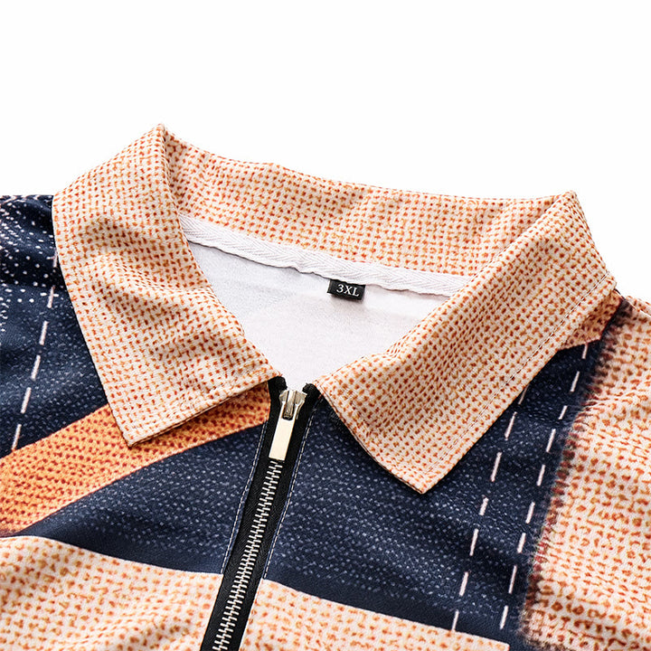 Poloshirt mit Giraffenmuster in Erdtönen und Reißverschlusskragen - image 4