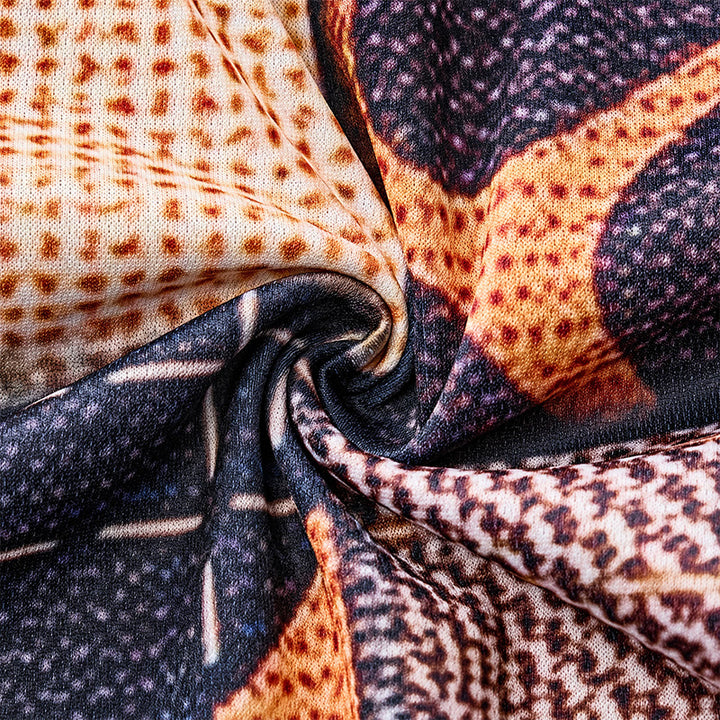 Poloshirt mit Giraffenmuster in Erdtönen und Reißverschlusskragen - image 6