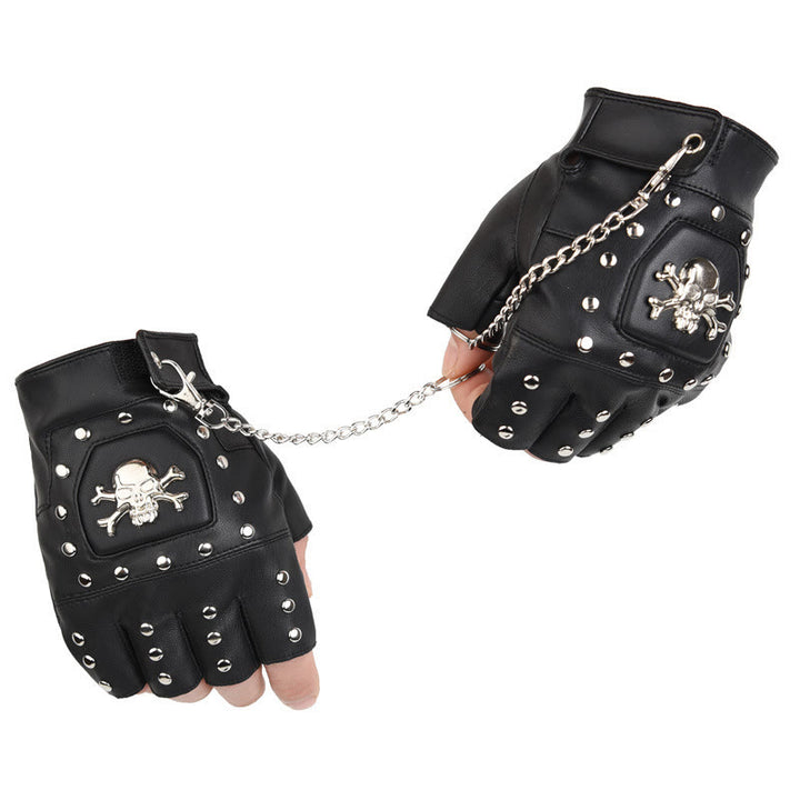 Schwarze, mit Totenkopf-Nieten besetzte Halbfinger-Motorradhandschuhe mit Kette - image 4
