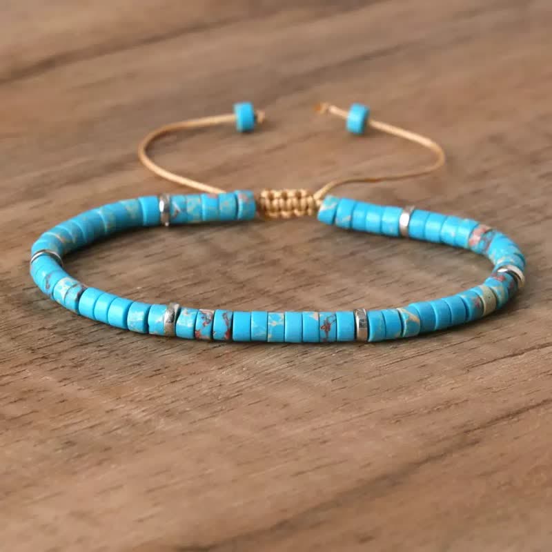 Türkisfarbenes Scheibenperlenarmband mit verstellbarer Kordel - Blau - image 1