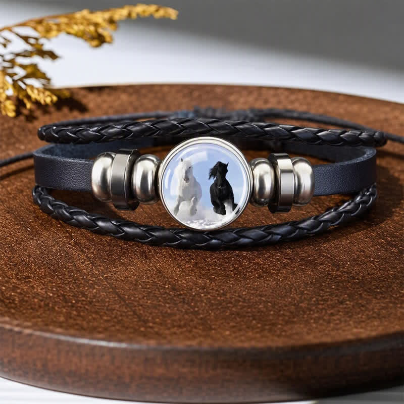 Armband mit Pferdekopfanhänger aus Glasperlen, verstellbar, aus Leder - Zwei Pferde - image 0