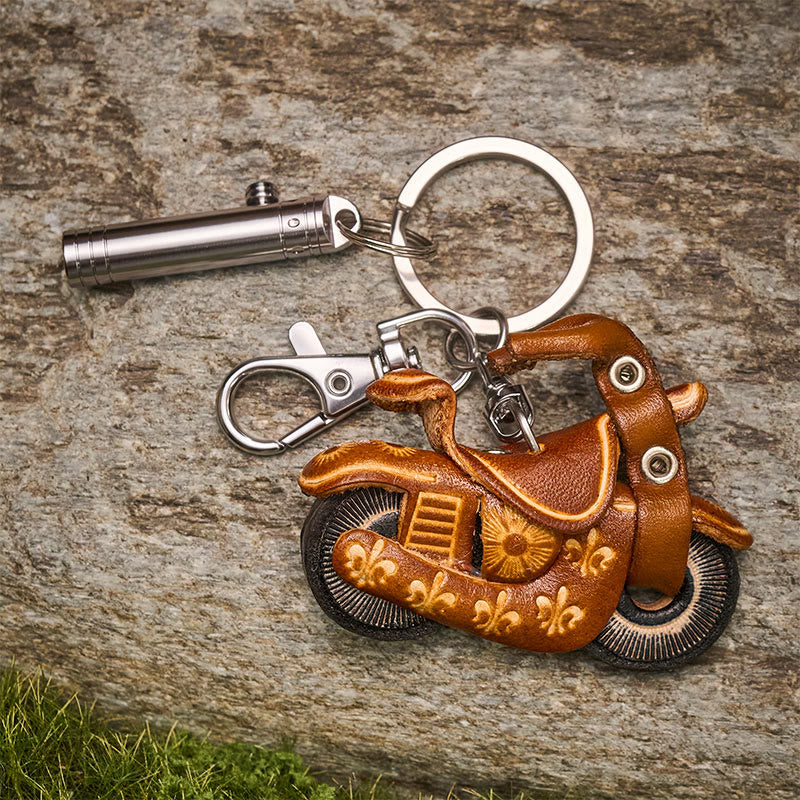 Mini-Universalmesser mit Einziehmechanismus & Vintage-Motorrad-Schlüsselanhänger aus Leder - image 2