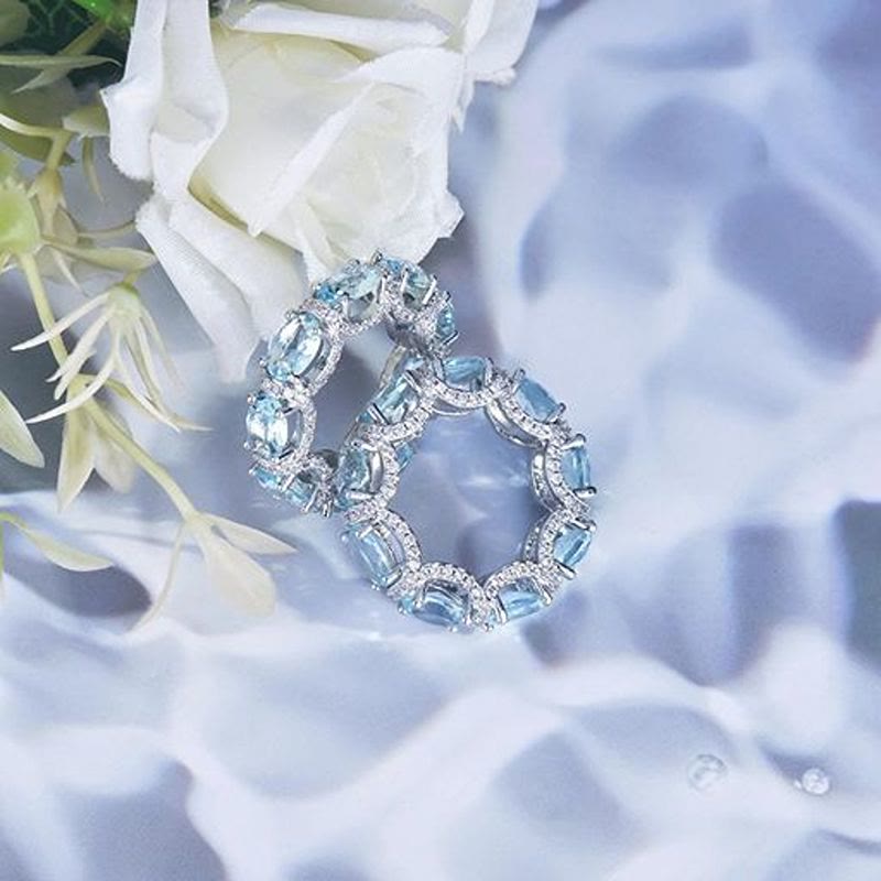 Hellblauer Kristall-Ewigkeitsring mit Pavé-Zirkonia, Stapelring für Damen - image 6