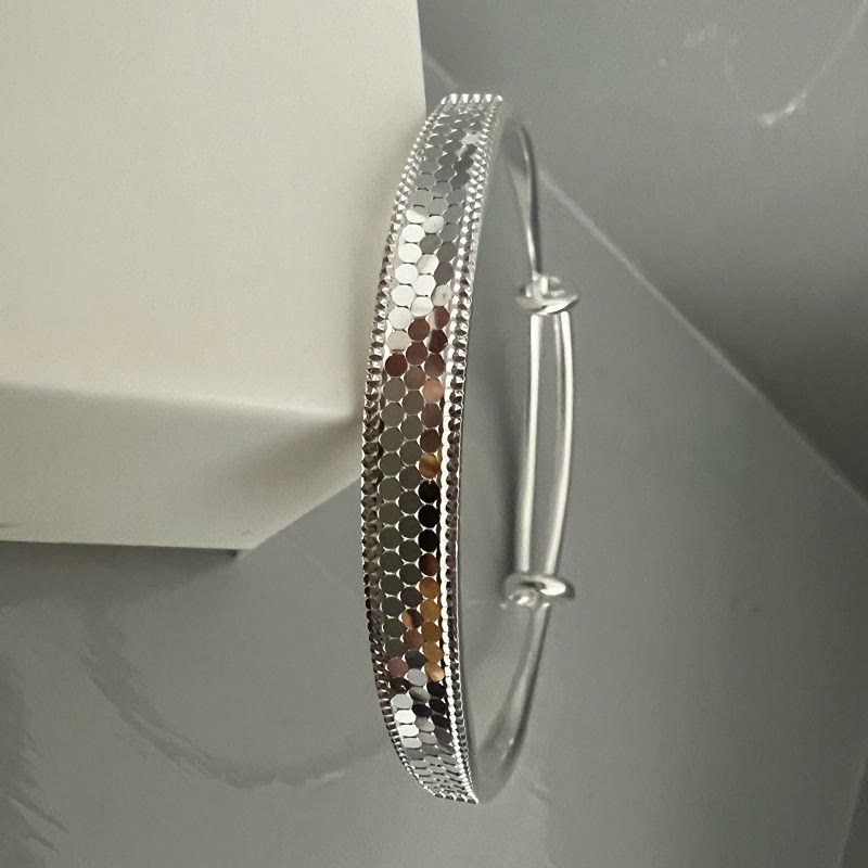 Verstellbares Armreif mit Drachenschuppenmuster, Kupferarmband mit Zug- und Druckverschluss für Damen - image 2