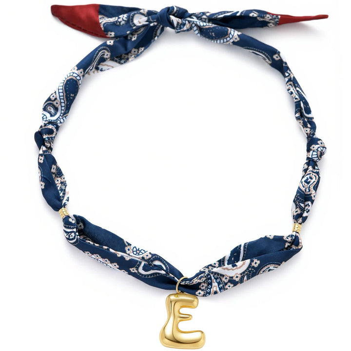 Halskette mit marineblauem Paisley-Bandana-Muster und goldenem Anhänger in Blasenform - E - image 9