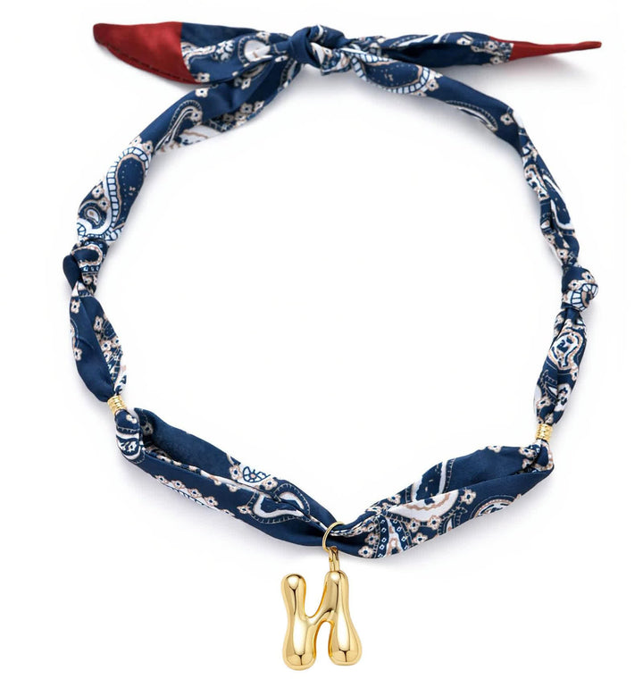 Halskette mit marineblauem Paisley-Bandana-Muster und goldenem Anhänger in Blasenform - N - image 18