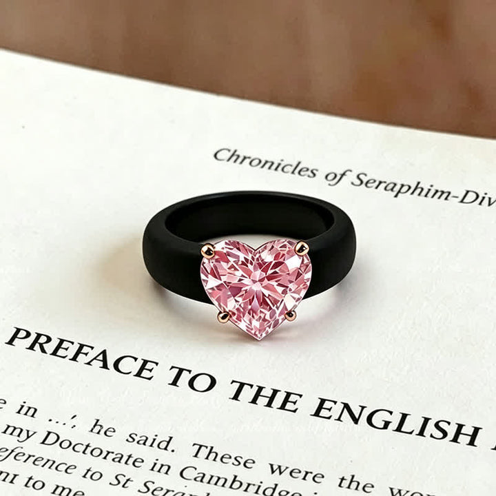 Herzförmiger Zirkonia-Ring aus weichem, hypoallergenem Silikon - Schwarz & Rosa - US 10 - image 5