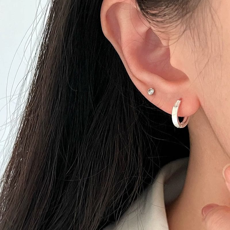 S925 Silber, strukturierte Katzenaugen-Creolen für Damen - image 10