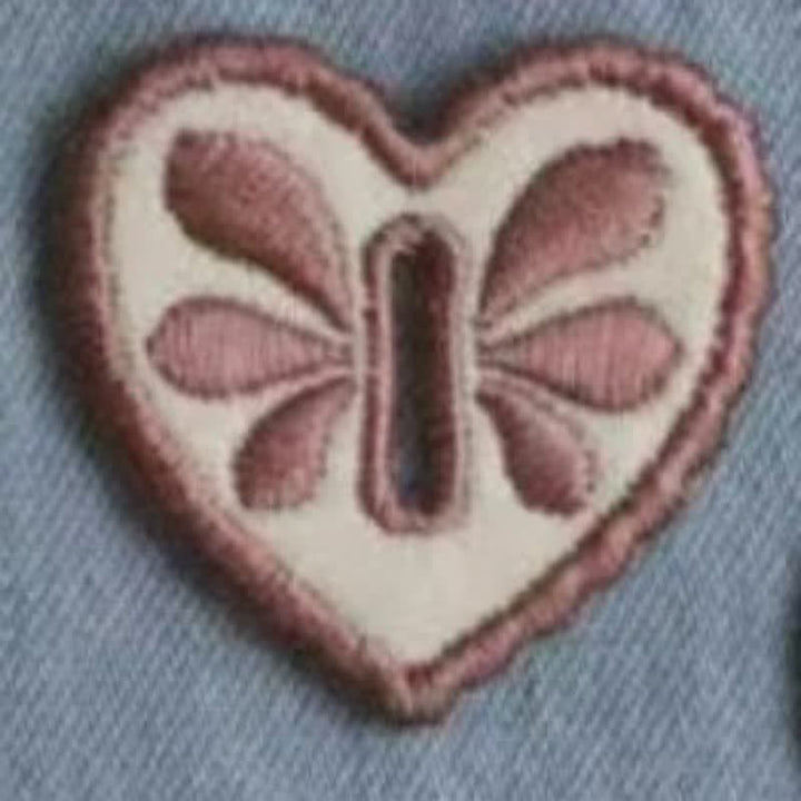 Dekorativer, herzförmiger, bestickter, abnehmbarer Accessoire-Knopfhaken - Hellrot - image 4