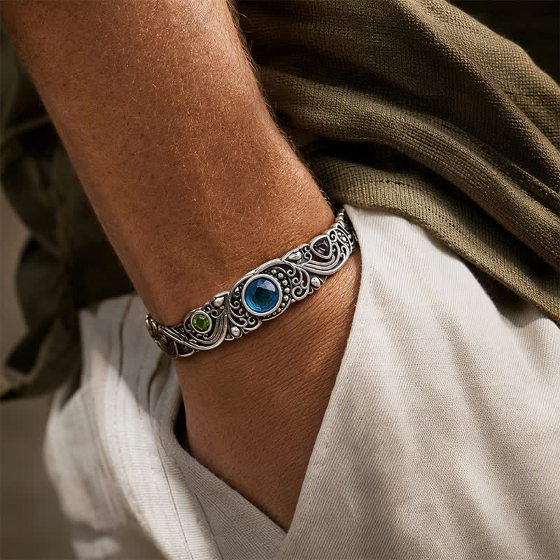 Verziertes, offenes Armband mit Edelsteinen - image 1