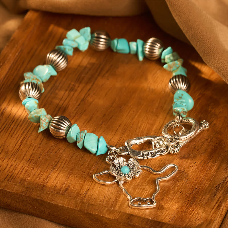 Vintage Western Armband mit Türkis-Chips, antikem Silber, Stierschädel und Blumenmuster - image 0