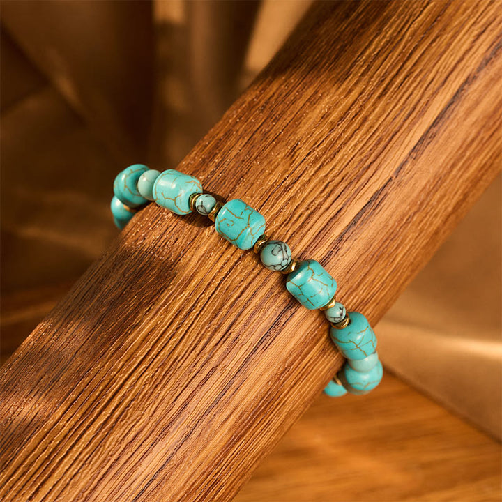 Vintage Boho Armband mit türkisfarbenen Fassperlen und goldfarbenem Knebelverschluss - image 3