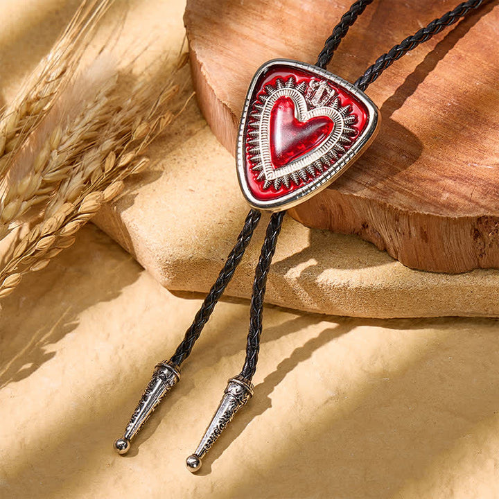 Vintage Bolo-Krawatte in Schildform mit Herz-Jesu-Krone - image 0