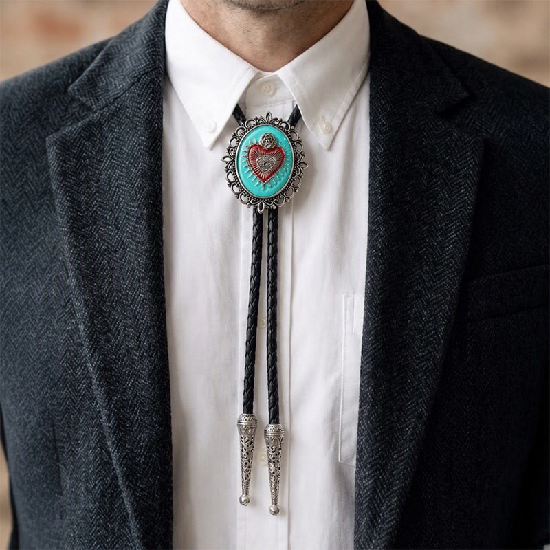 Boho-Western-Bolo-Krawatte in Blaugrün mit Emaille und Herz-Jesu-Motiv - image 1