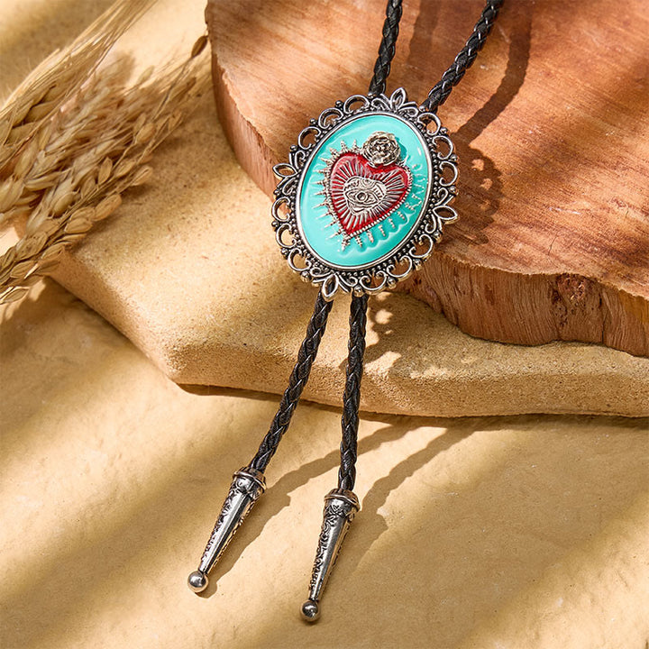 Boho-Western-Bolo-Krawatte in Blaugrün mit Emaille und Herz-Jesu-Motiv - Blau - image 0