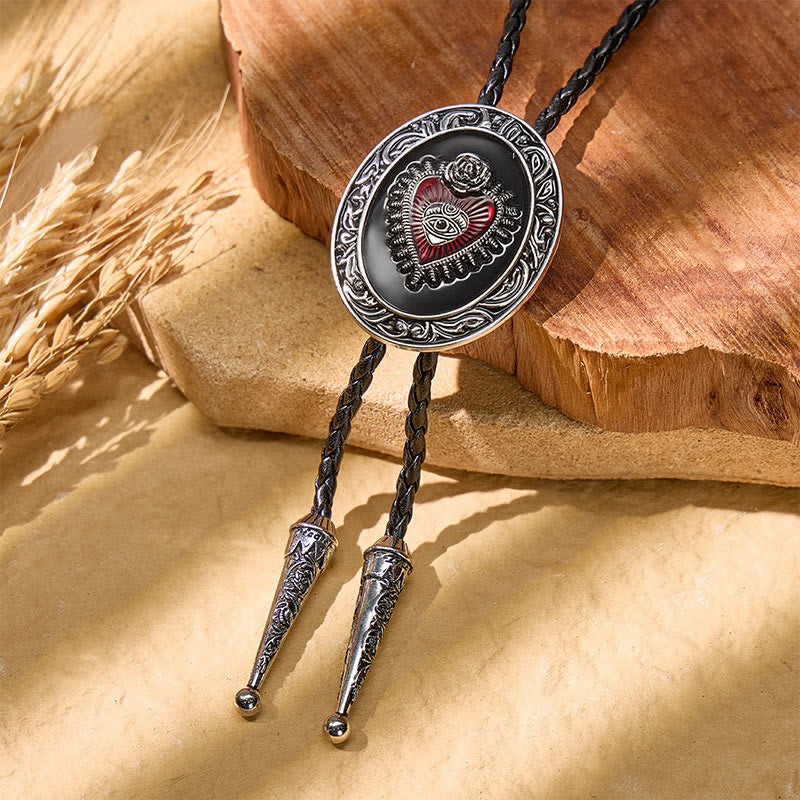 Runde rote Bolo-Krawatte mit Emaille-Motiv und Herzmotiv im Vintage-Stil - Schwarz - image 2