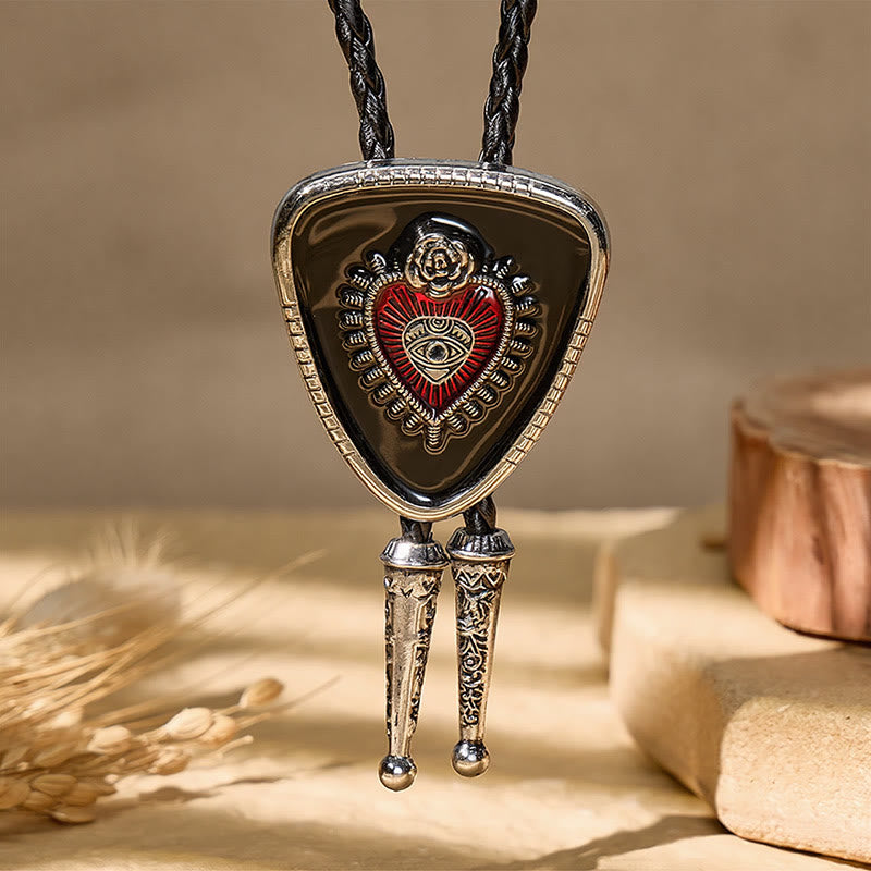 Gothic Western Bolo-Krawatte mit schwarzem Emaille-Motiv und Herz-Sakral-Motiv - image 2