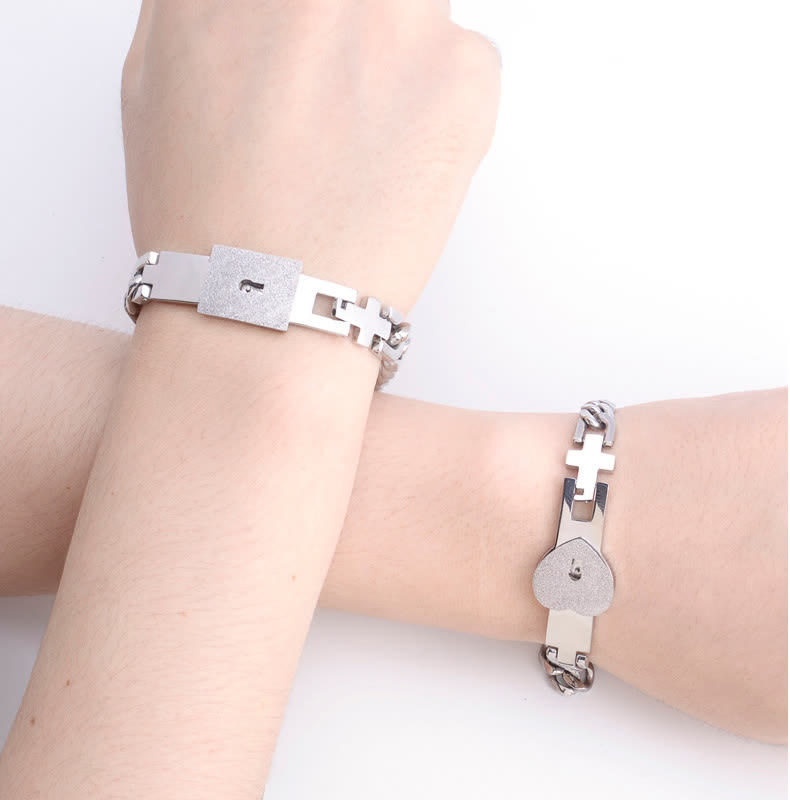 2er-Set passende Partnerarmbänder mit Herzschloss und Schlüssel - image 1