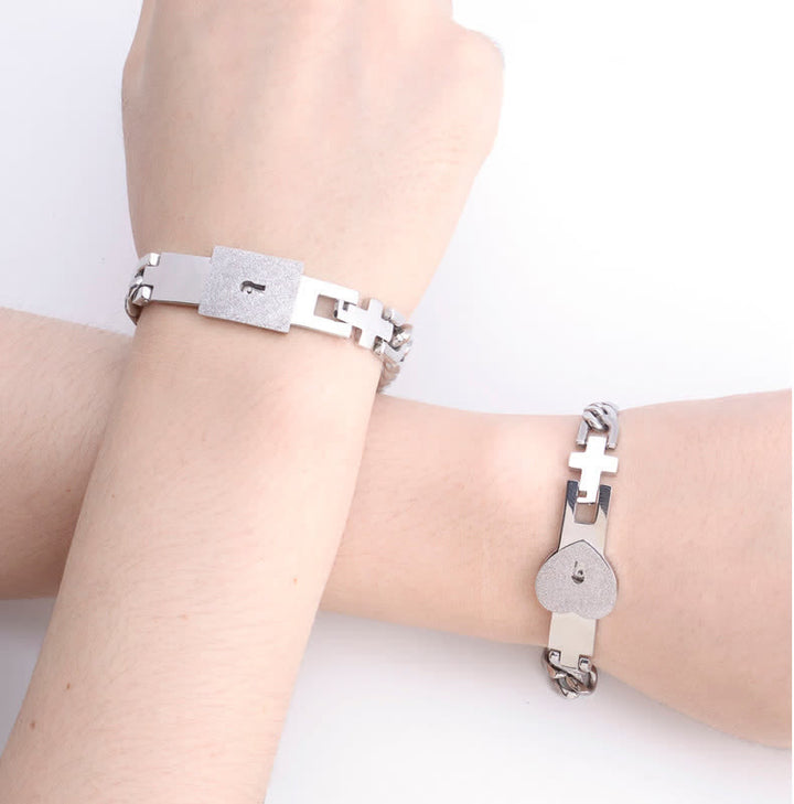 2er-Set passende Partnerarmbänder mit Herzschloss und Schlüssel - image 1