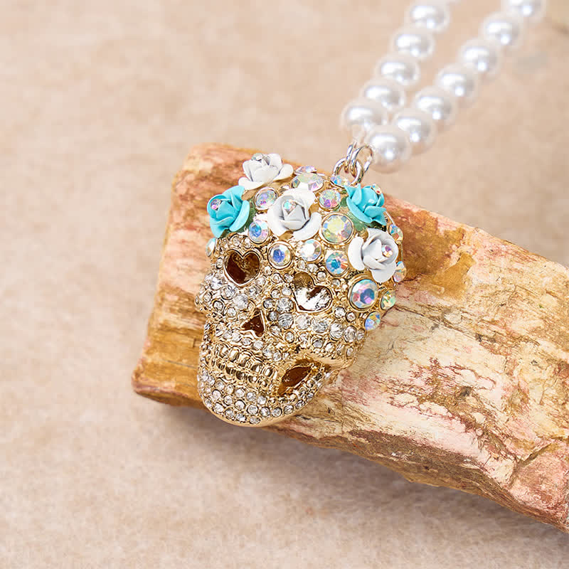 Perlenkette mit floralem Kristall-Strass-Zuckerschädel-Motiv - image 3