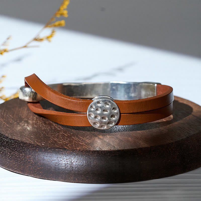 Modernes minimalistisches Herrenarmband aus Metall und Leder - Braun - image 4