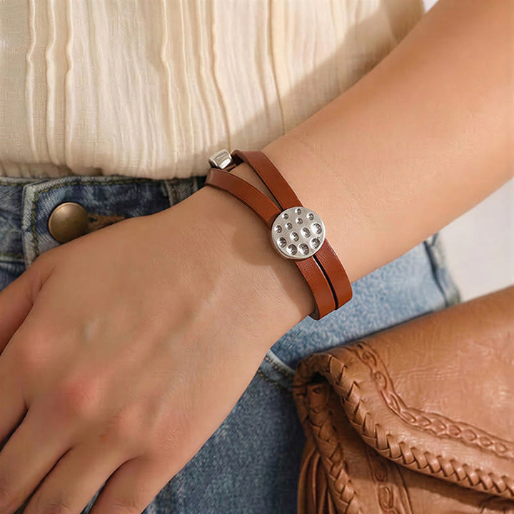 Modernes minimalistisches Herrenarmband aus Metall und Leder - image 2