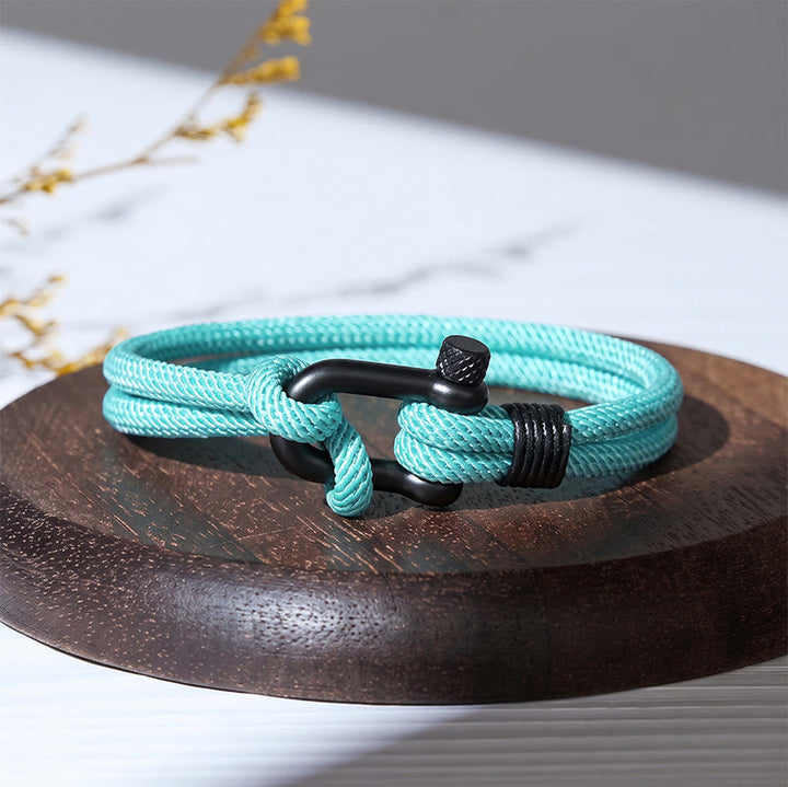 Minimalistisches Armband aus schwarzem Edelstahl mit U-Verschluss im Mailänder Stil - Himmelblau - image 11
