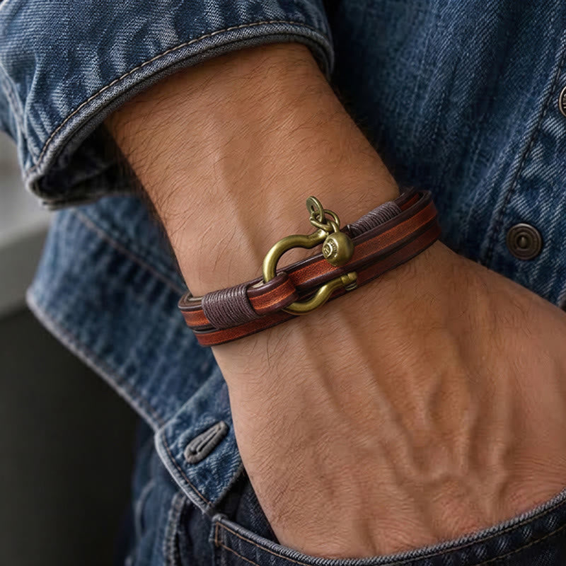 Vintage Herrenarmband aus Leder mit zweifacher Wicklung und Hufeisenverschluss - image 1