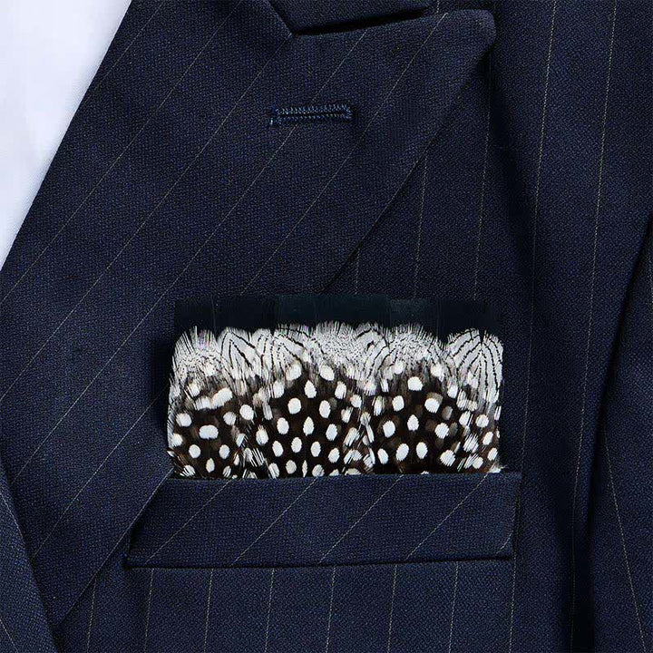 Einstecktuch mit schwarzem und weißem Perlhuhnfedermuster und weißen Punkten - Schwarzweiß - image 0