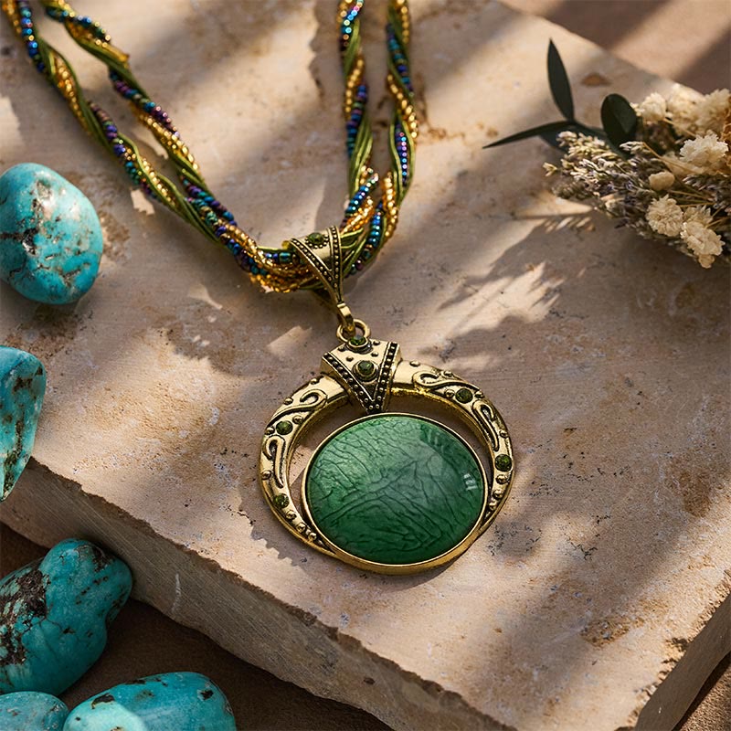 Handgefertigte Halskette im Boho-Vintage-Stil mit runden Steinen und Perlen - image 4