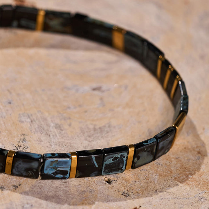 Vintage-Armband aus schwarzem und goldenem Tila-Perlen - image 5