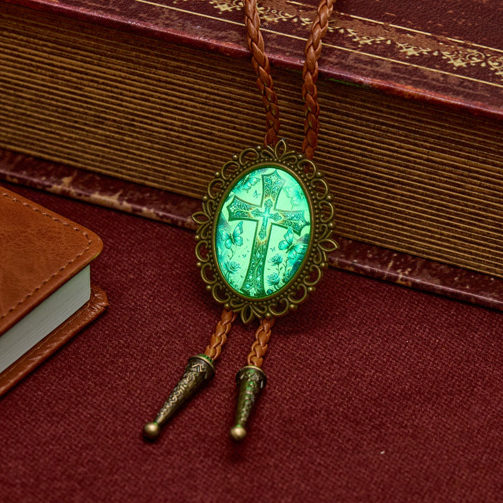 Faith That Glows Schmetterlingskreuz Western Leuchtende Bolo-Krawatte - image 2