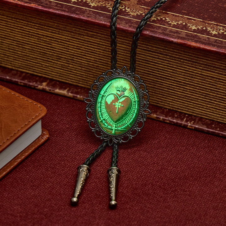 Flammende Bolo-Krawatte mit dem Heiligen Herzen Gottes (Western Luminous Bolo Tie) - image 1