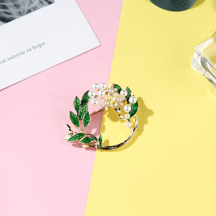 Frauen Gardenie Blütenkranz Brosche