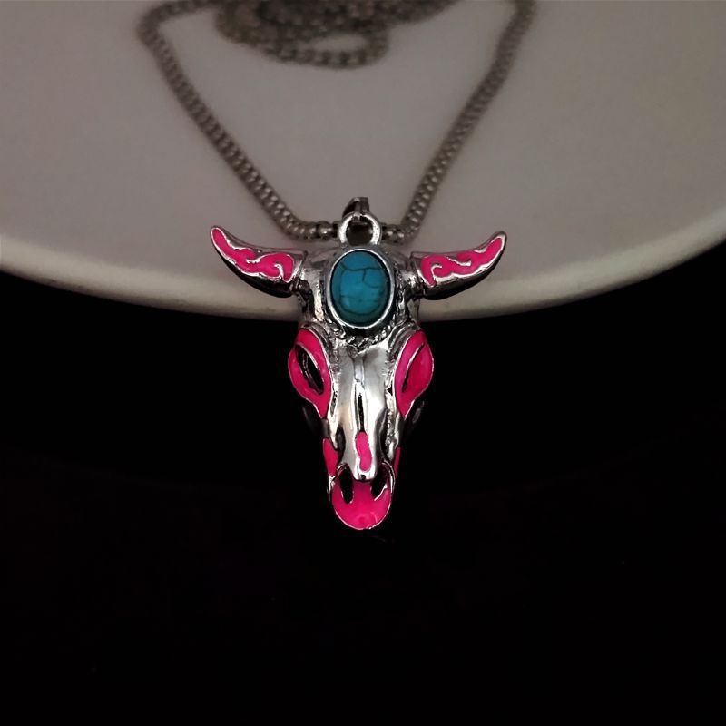 Vintage Western-Halskette für Herren mit leuchtendem Stierschädel - Rose - image 7