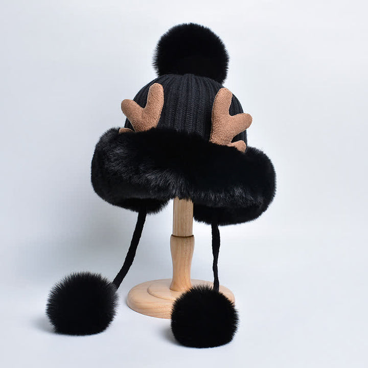 Niedlicher Damenmütze mit Hirschgeweih und Bommel