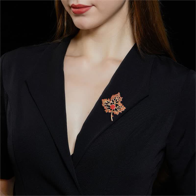 Frauen Elegante Herbst-Ahorn-Brosche