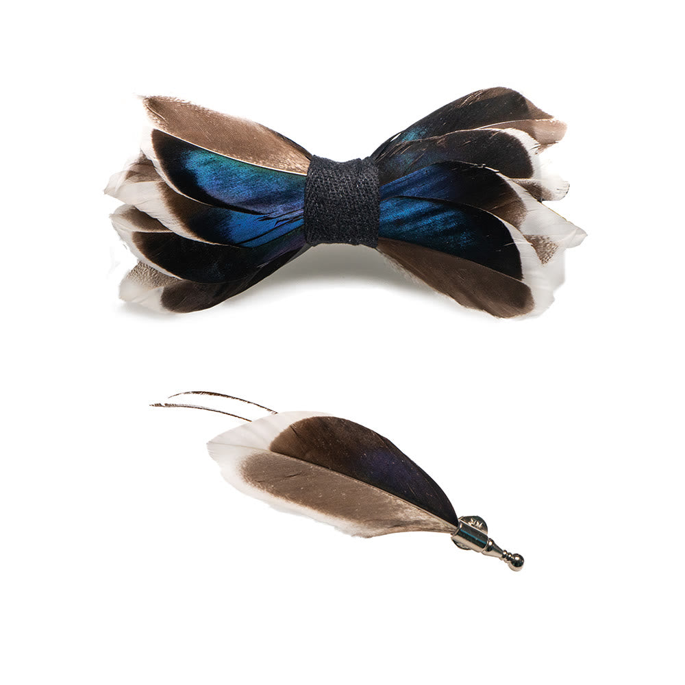 Dunkelblau &amp; Braun Elegante Federfliege mit Reversnadel