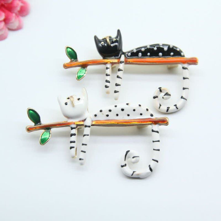Frauen Gemütliches Kätzchen Polka Dot Katzenbrosche