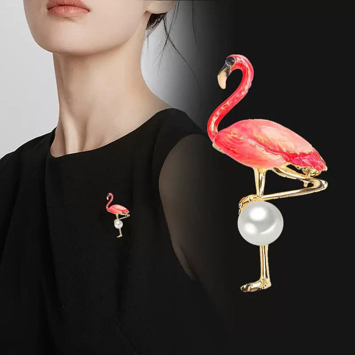 Frauen emaillierter Flamingo mit Perlenbrosche